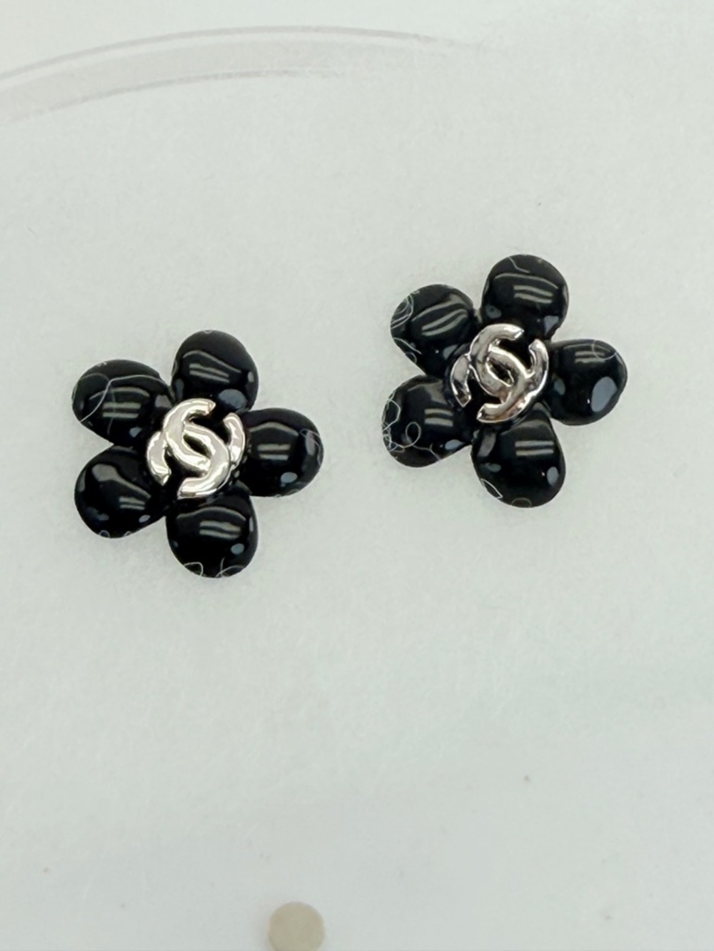 Chanel Coco Flower Cc Black Stud Earrings 05P - Picture 6 of 8